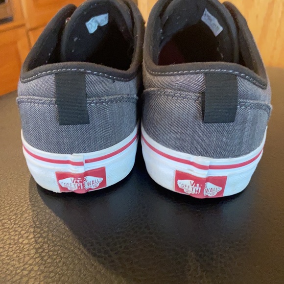 Youth Vans Sneakers - Picture 4 of 9